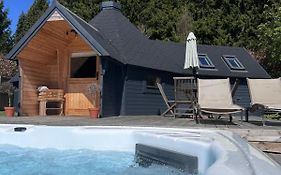 Hatton Lodge